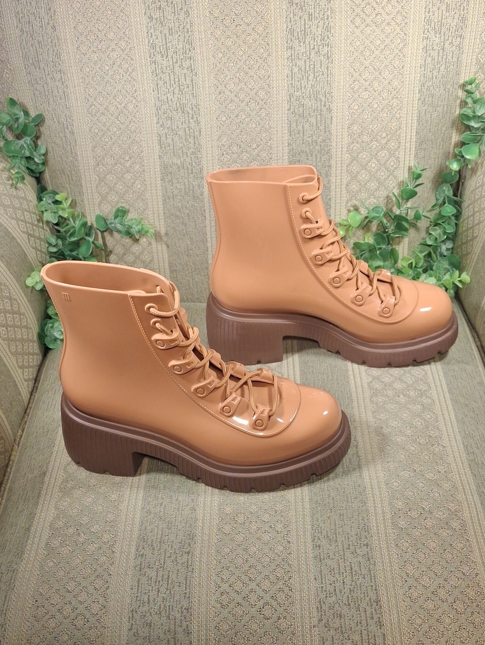 Melissa Cosmo Patent Leather Boots With Chunky Heel